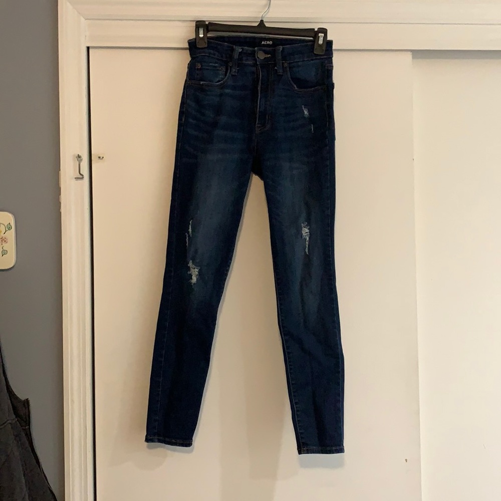 Size 4 Aero super high rise jeans